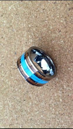 Unisex tungsten ring with koa wood and turquoise size 7.5