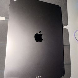 iPad Air 4 (For parts or project) Cash or Cashapp only ‼️