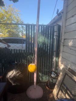 Tetherball Set with Pole and Base