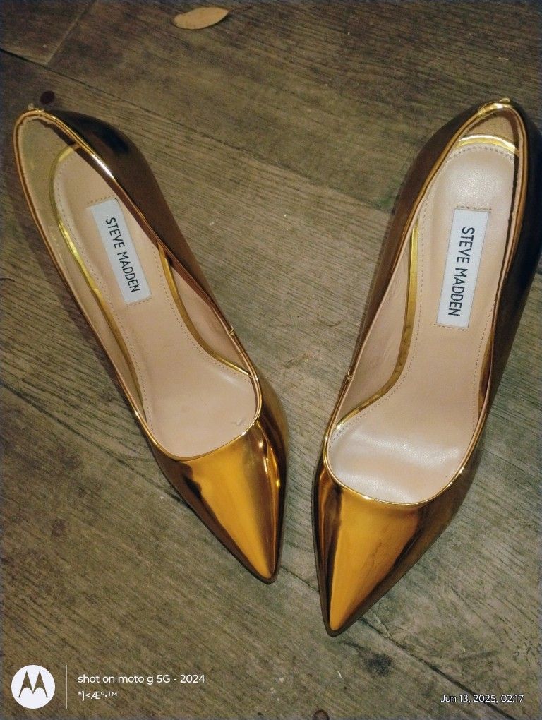 Steven Madden Vala (9.1/2)High Heels 4"