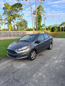 Ford fiesta clean title 1 owner