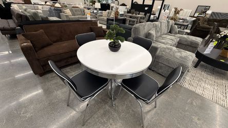 5 PC DINING TABLE