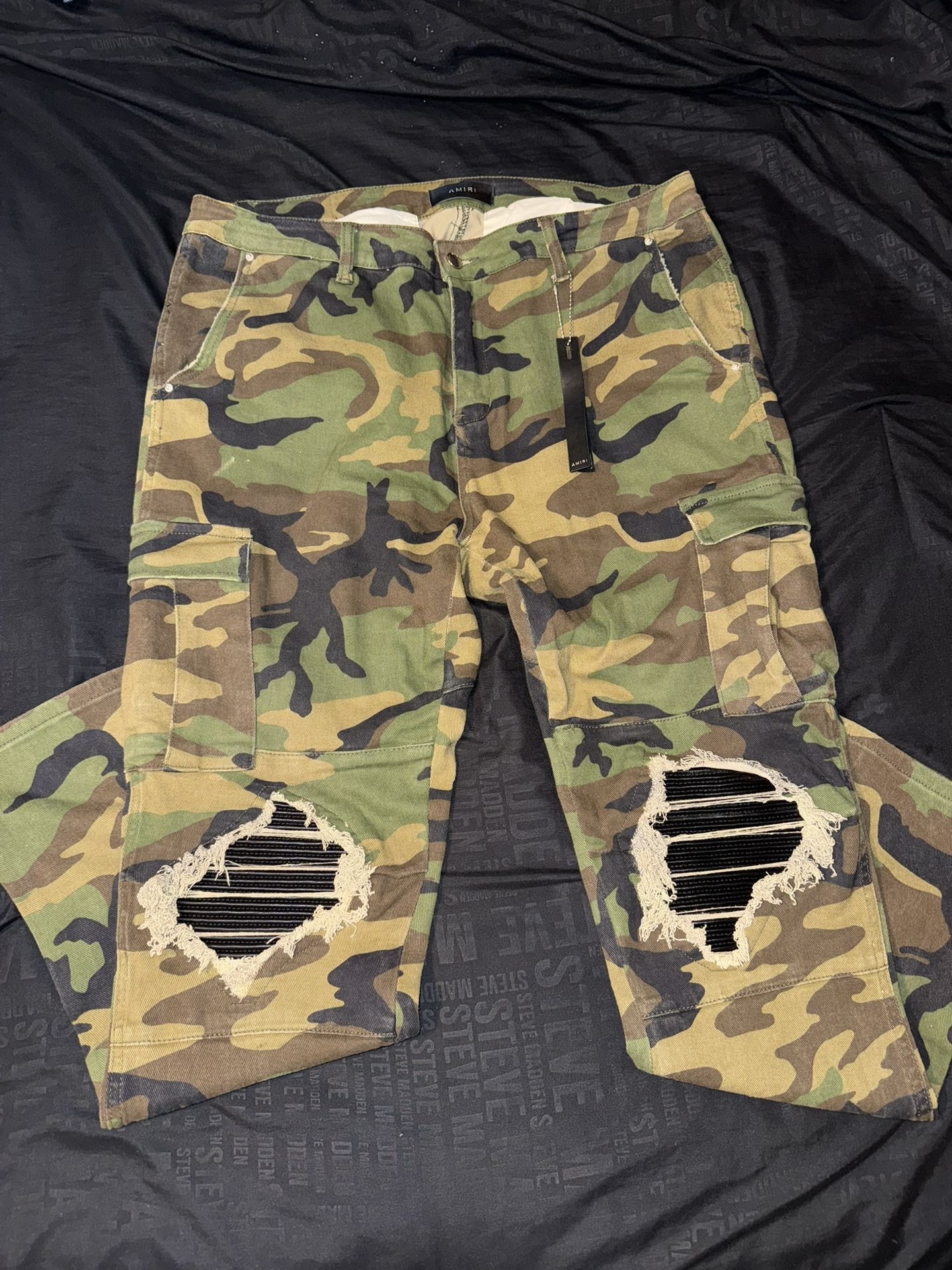 Amiri Camo Jeans (38)