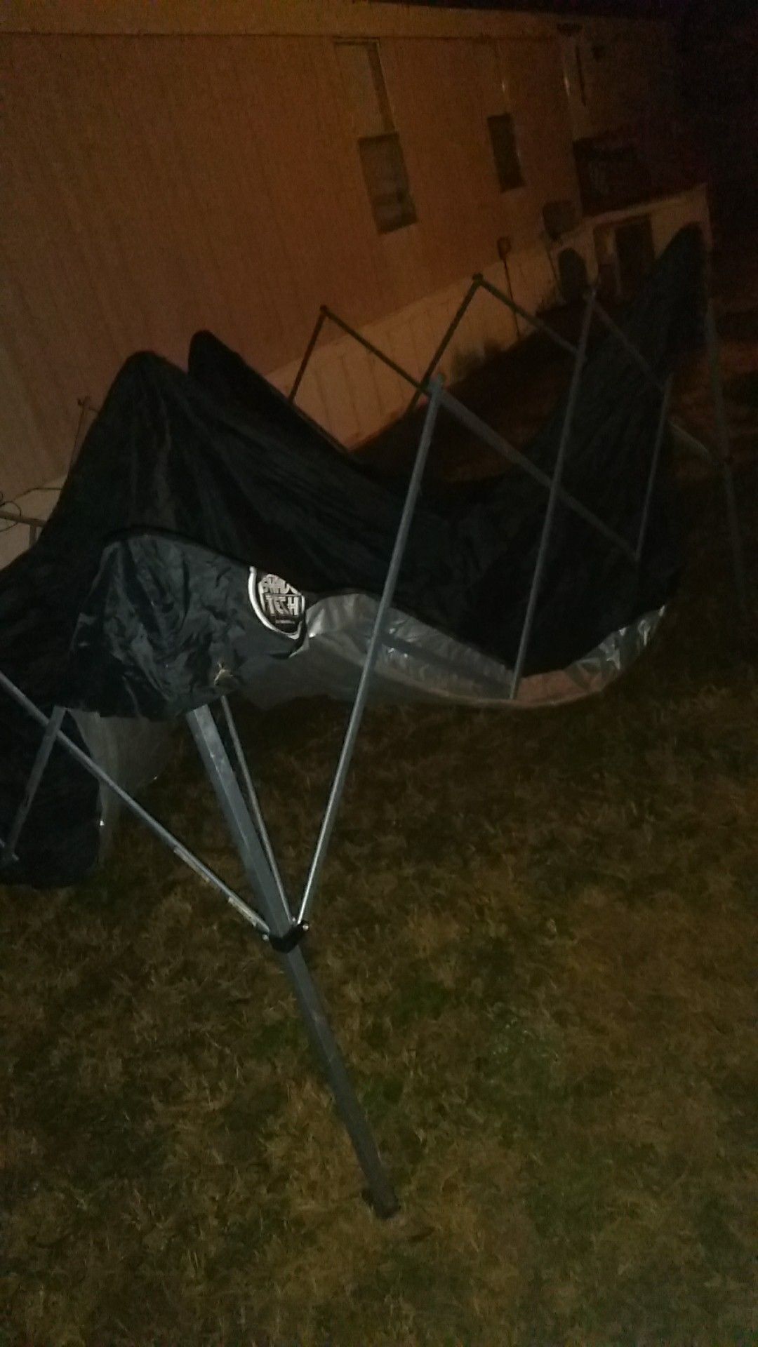 Ed pop up Shade tent