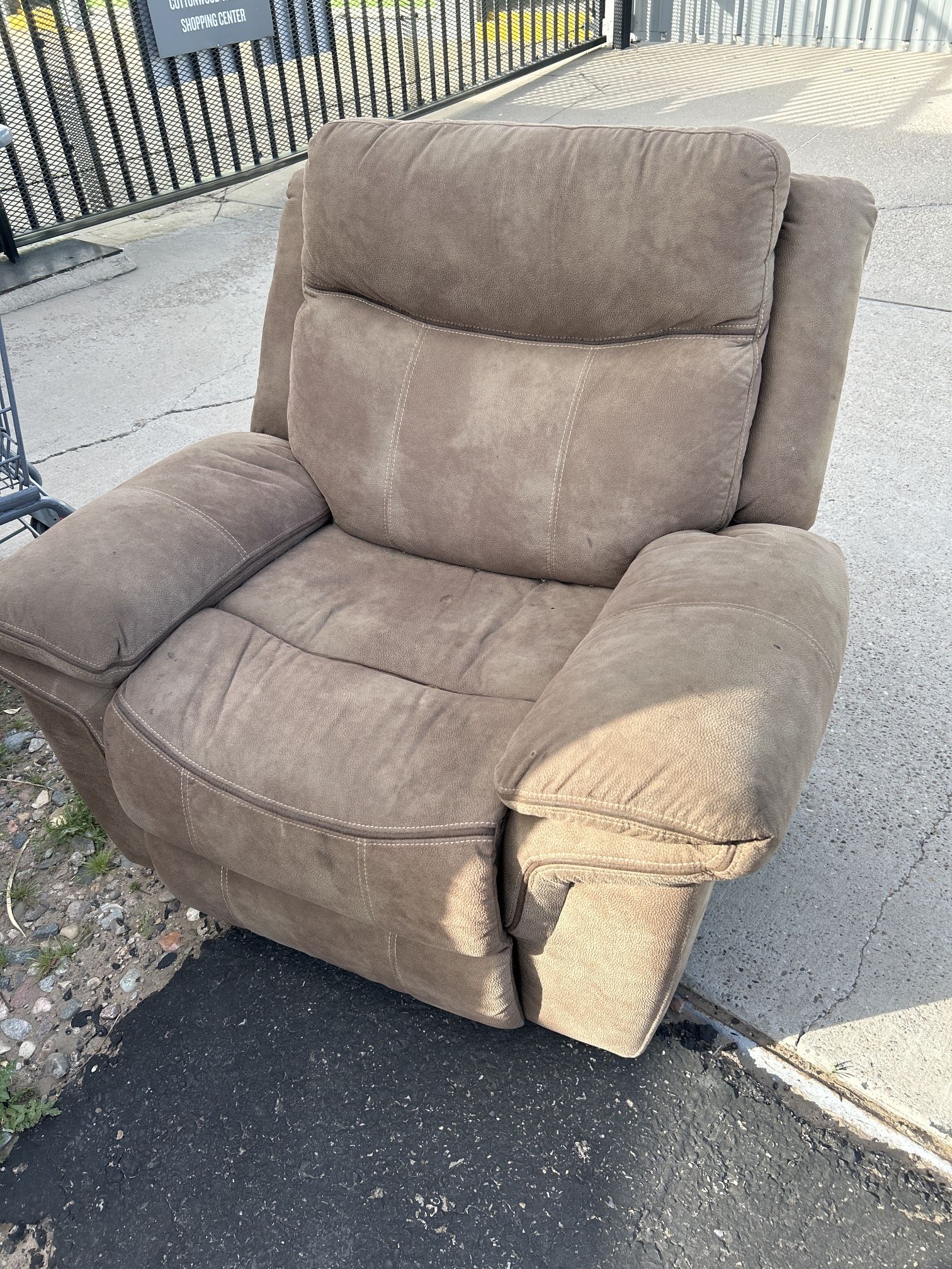 Recliner Chair