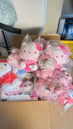 Hello kitty plushies