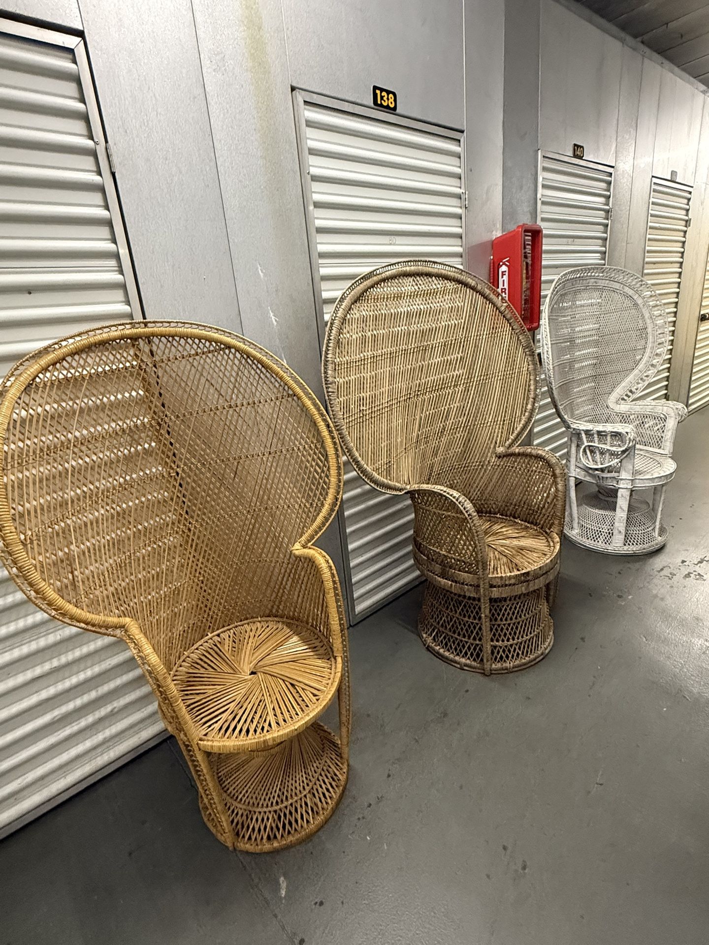 Large Barrel Base Peacock Chair
