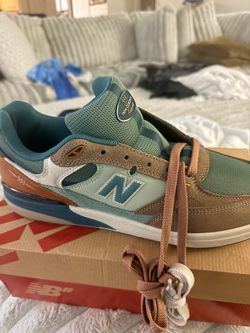 New Balance Andrew Reynolds 933
