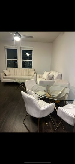 Glass top with gold - table and chairs