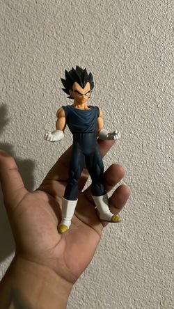 Vegeta Figure