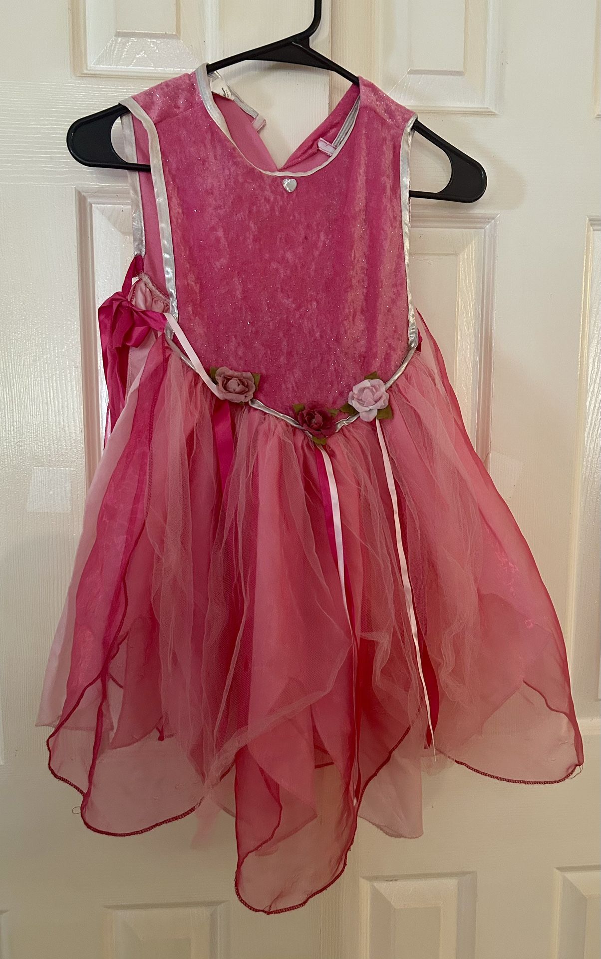 Halloween Cosplay Girls Pink Princess Dress With Sequins And Flowers Pre Owned Excellent Condition