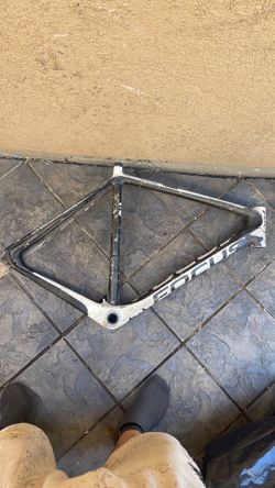 carbon fiber focus bike