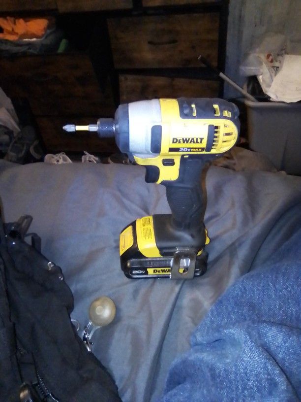 DeWalt 20v Impact Driver W/ Battery 