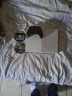 Xbox One S