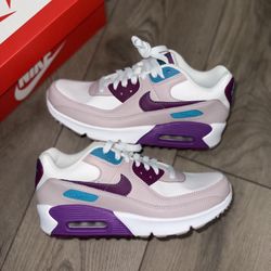 AirMax 90 White Purple Size 6.5 Youth / 8 Women