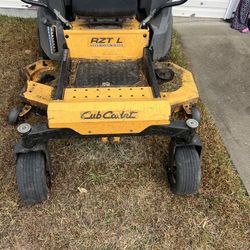 52 Cub Cadet Zero Turn 600 Obo