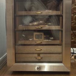 Woodronic Electric Cigar Humidor for 250 Cigars