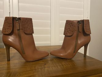 Women’s Coach Boots size 8