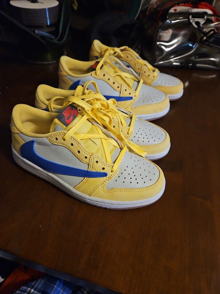 Travis Scott Jordan 1 Canary Size 5.5W Women's