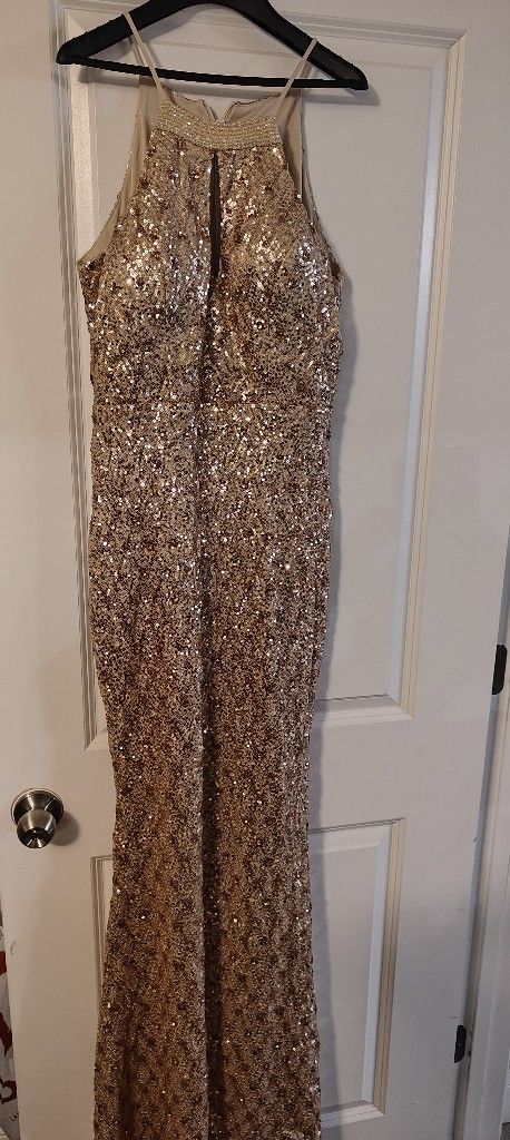 BRIDESMAID/MOTHER OF THE BRIDE/FORMAL/HOMECOMING GOWN LARGE