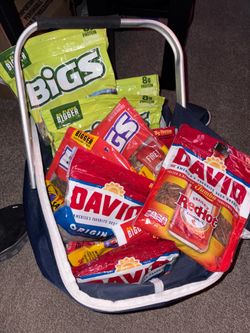 15 bags of asst seed sunflower seeds and pumpkin seeds  hit seed dill pickle seeds