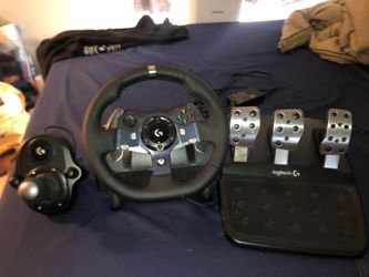 Racing Wheel - Logitech G920 with shifter