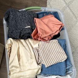 200+ Women’s Clothings Items