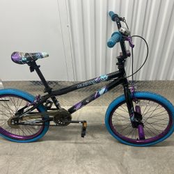 Kids 20 Inch Bike. Slingshot Ozone 500