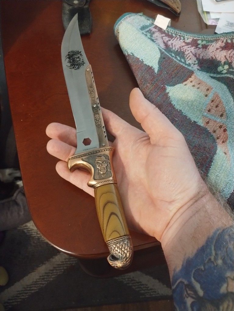 Survival Blade