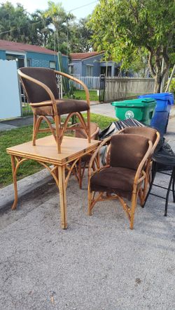 Bamboo dining set CURB ALERT