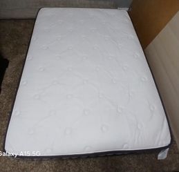 Full size mattress