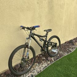 Santa Cruz Heckler Med