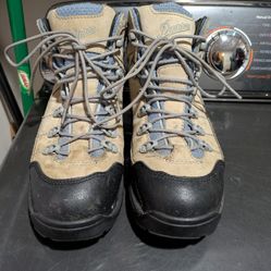 Women's Danner Boots Size 9.5
