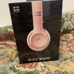 Beats Solo 3 - New In Box