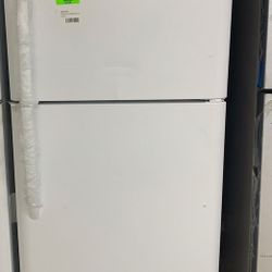 Frigidaire Top Freezer refrigerator Comes with Warranty