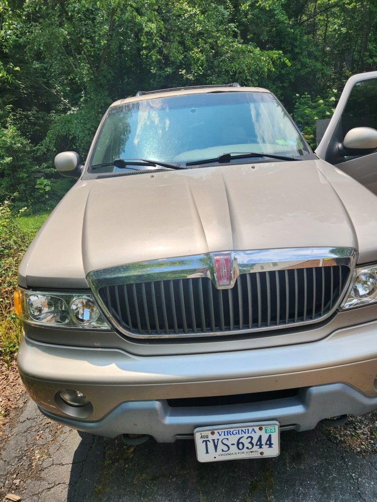 2000 Lincoln Navigator
