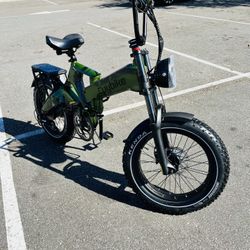 Folding EuyBike | 30 MPH | 80 Mi Range (Financing Available)