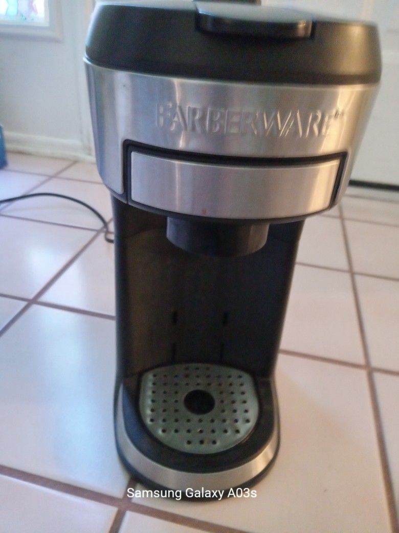 Farberware Single Serve Coffeemaker.