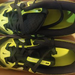 Nike Shoes Size 6