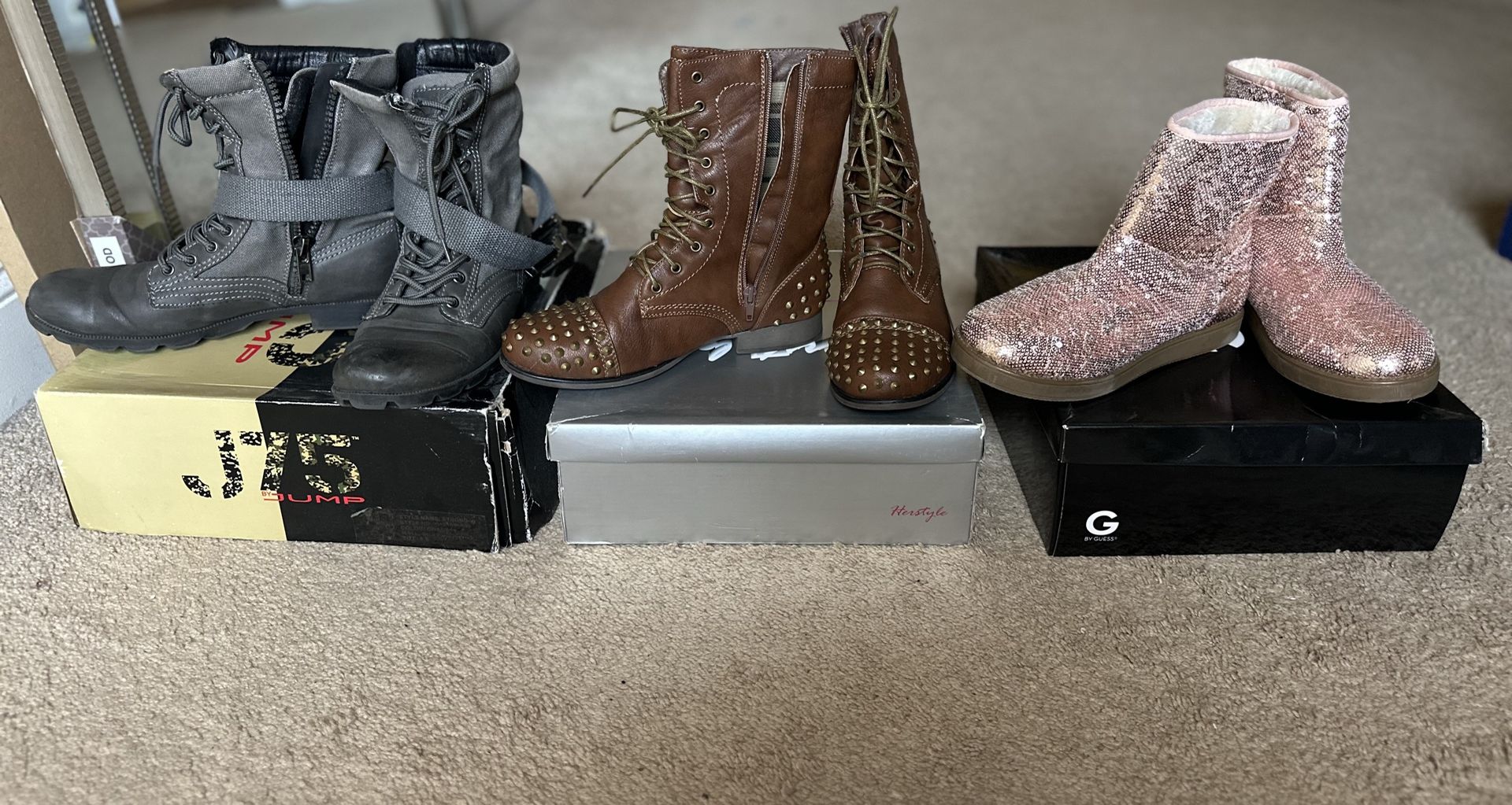 Women Shoes (boots)