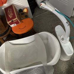 Baby Bath Tub With Spa Shower 