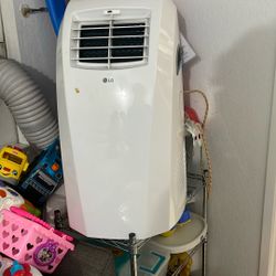 LG Portable Air Conditioner 
