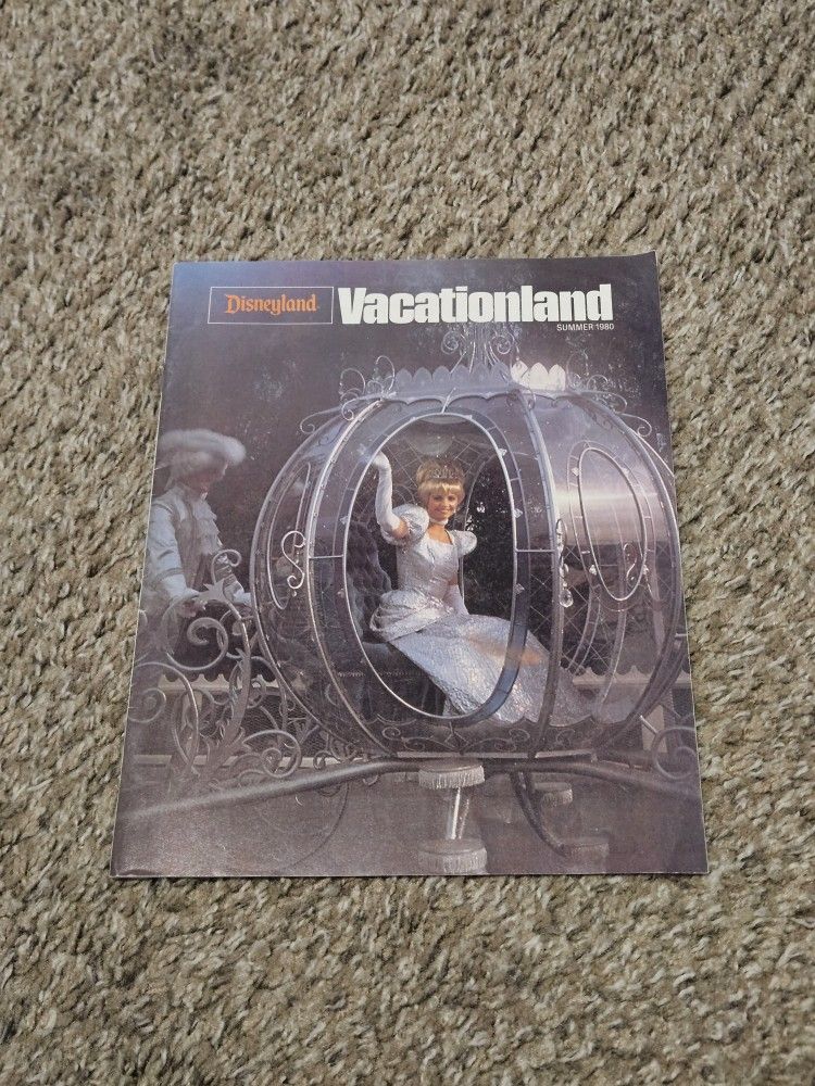 Vintage DISNEY Disneyland Vacation land Summer 1980