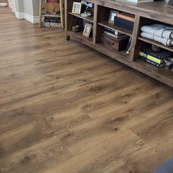 Laminate floor - used
