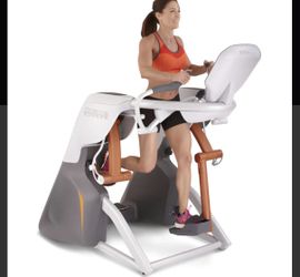 OCTANE ZR8 ZERO RUNNER ELLIPTICAL EXERCISE MACHINE  W/SMART SCREEN