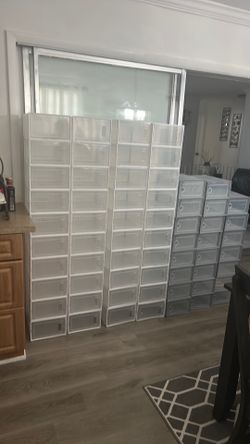 Plastic shoe box, foldable, 60 pieces, all for $85