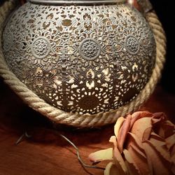 Decorative Metal Indoor/outdoor Light 