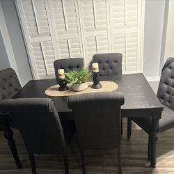 Dining Room Table 
