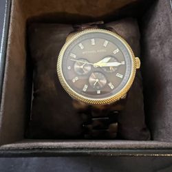 Micheal Kors Woman Watch 