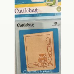 Provo Craft – Cuttlebug: Owl Flourish Embossing folder #37-1913